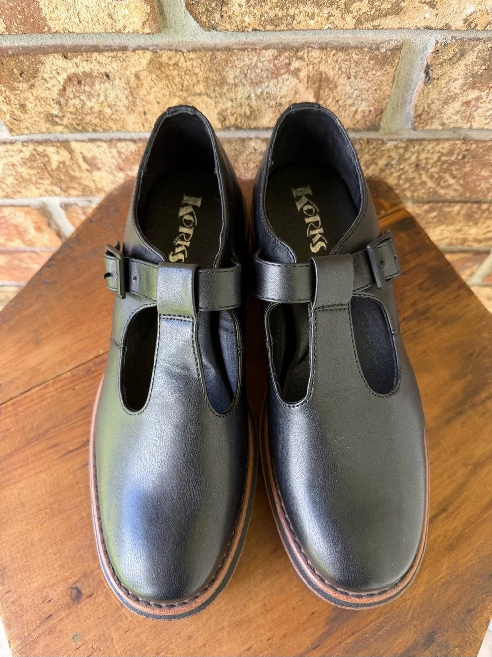 Korks Vega Mary Jane Loafers Women’s Size 10 Excellent Condition!